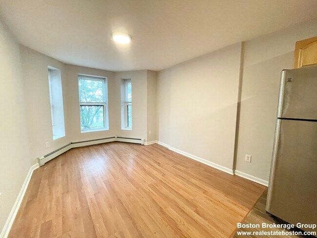 Foto del edificio - 92 Hammond St