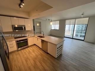 Photo - 999 SW 1st Ave