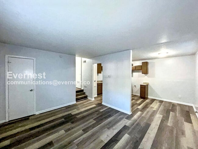 Foto del edificio - 4620 Sunnybrook St