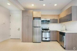 Building Photo - 272 W 139th St