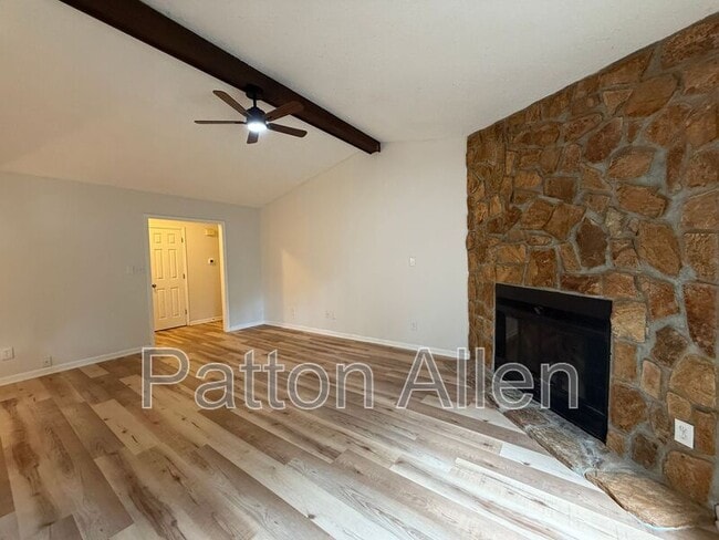Building Photo - 105 Scottlynn Ct
