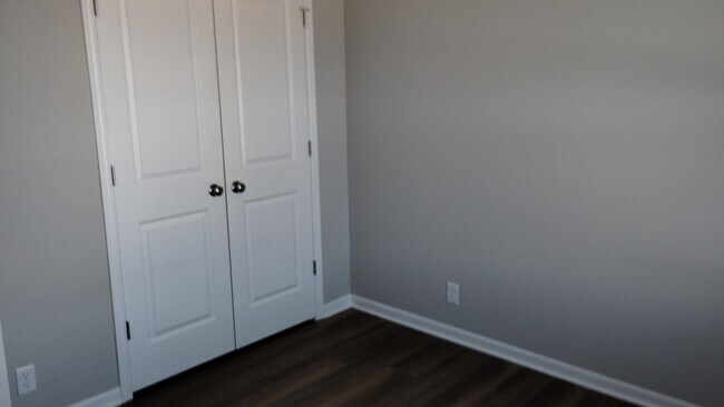 Foto del edificio - 1505 Coventry Ct