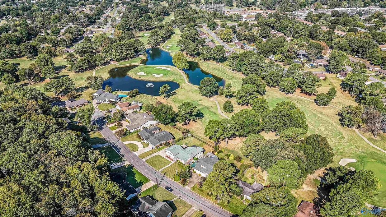 Primary Photo - 1313 Wind River Cir SE