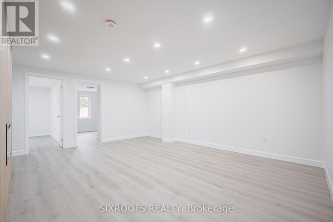 Building Photo - 23 San Vito Dr