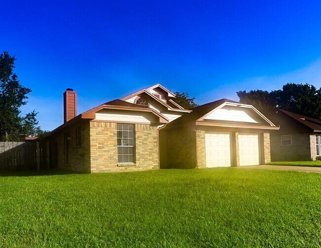 Foto del edificio - 6543 Liberty Valley Dr