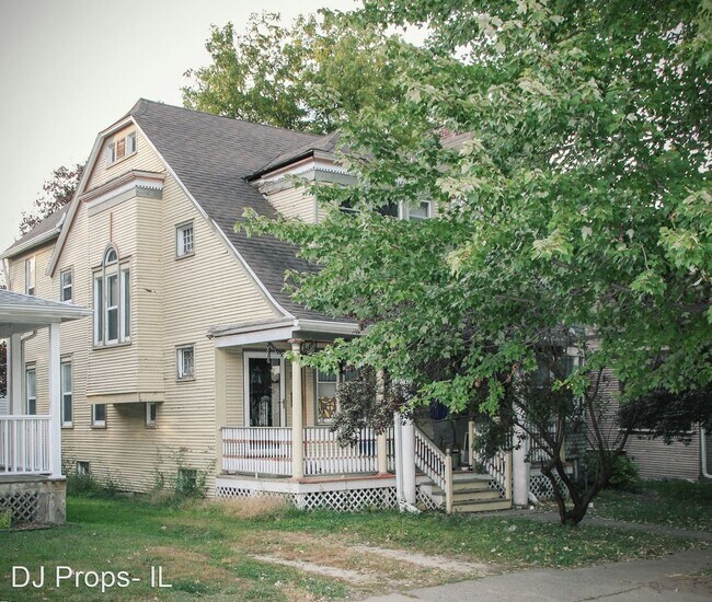 Building Photo - 3 br, 1.5 bath House - 926 22nd Street