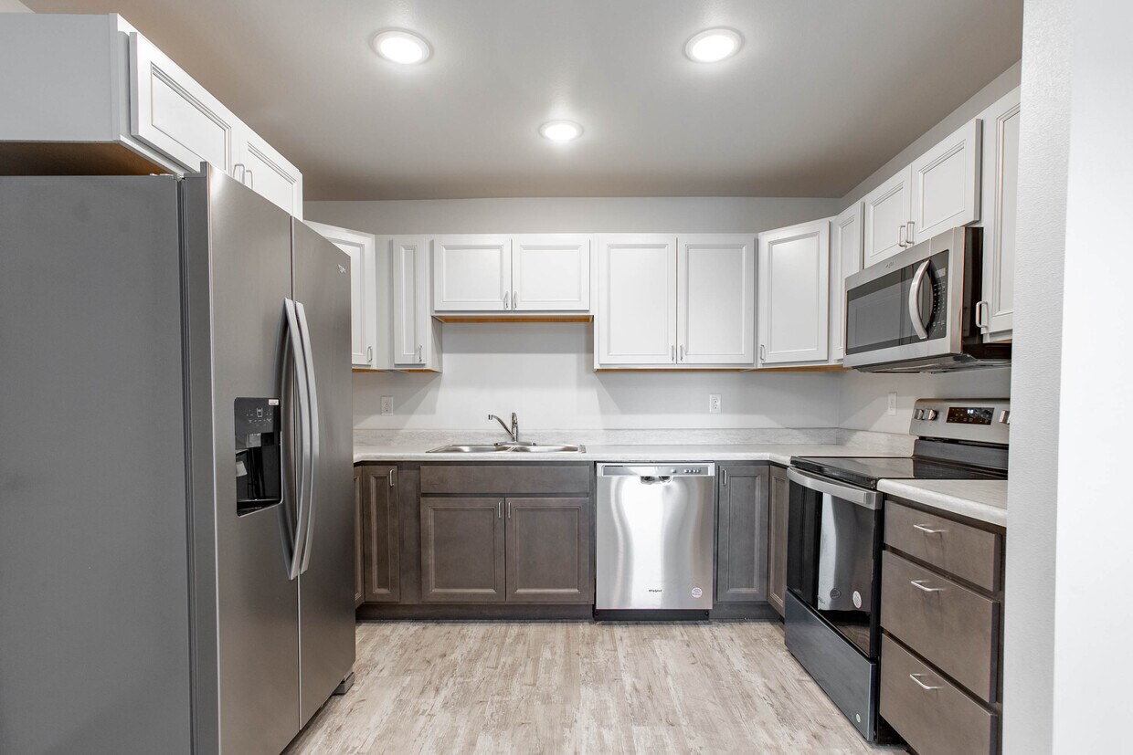 Foto principal - 1049 Valley Dr