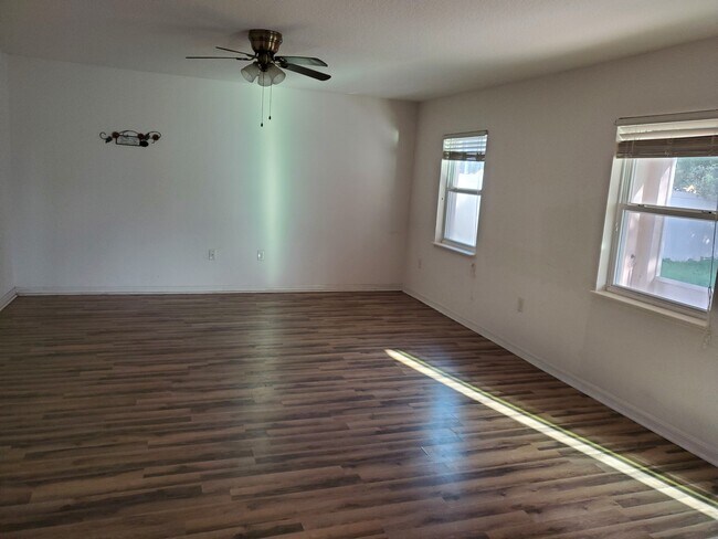 Foto del edificio - 1836 Eagle Pines Circle