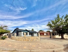 Building Photo - 10096 Ontario Ave