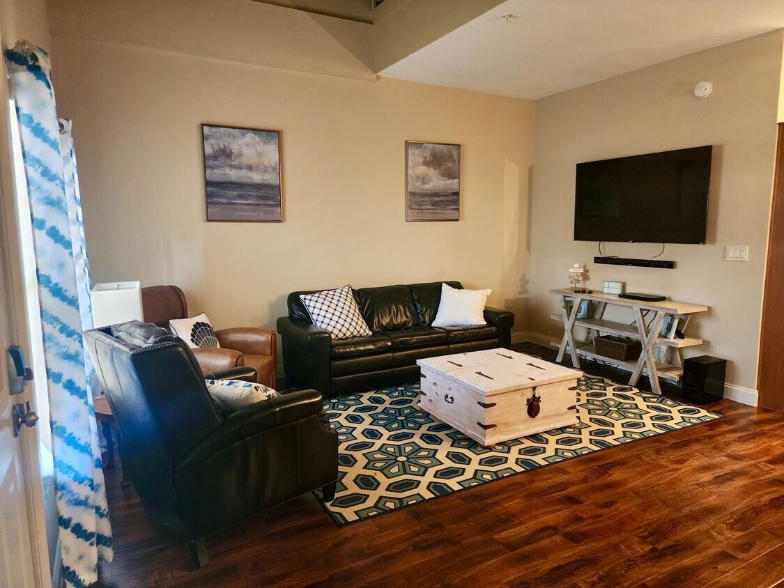 Foto principal - 4507 Furling Ln