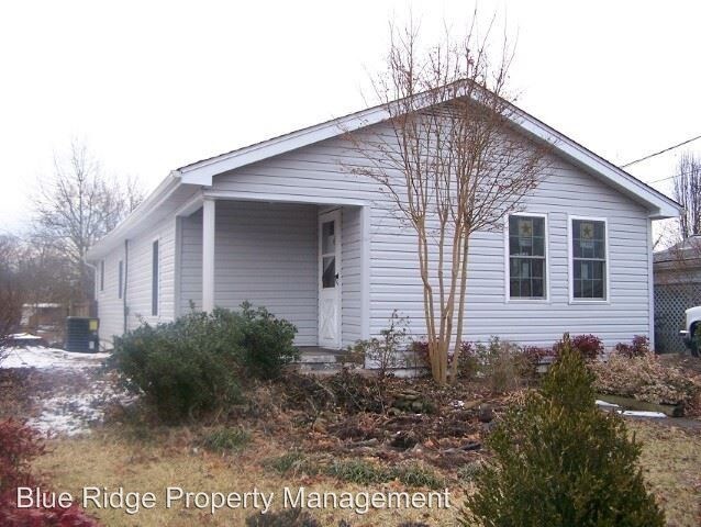 Primary Photo - 3 br, 1.5 bath House - 520 Old Beason Well Rd