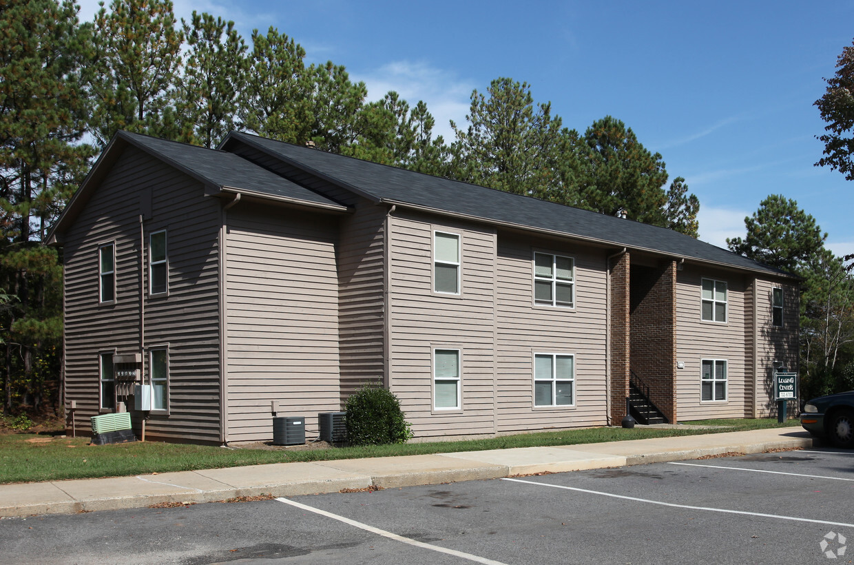 Building Photo - Gateway Village Apartments