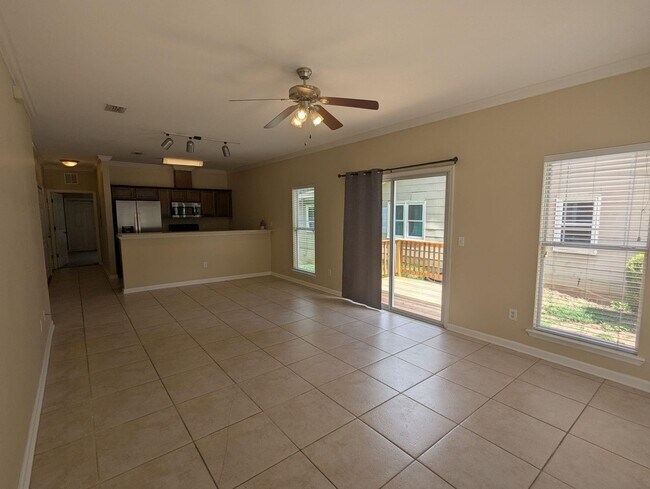 Foto del edificio - 2530 Fred Smith Rd