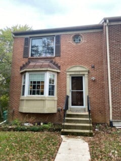 Building Photo - 8139 Londonderry Ct