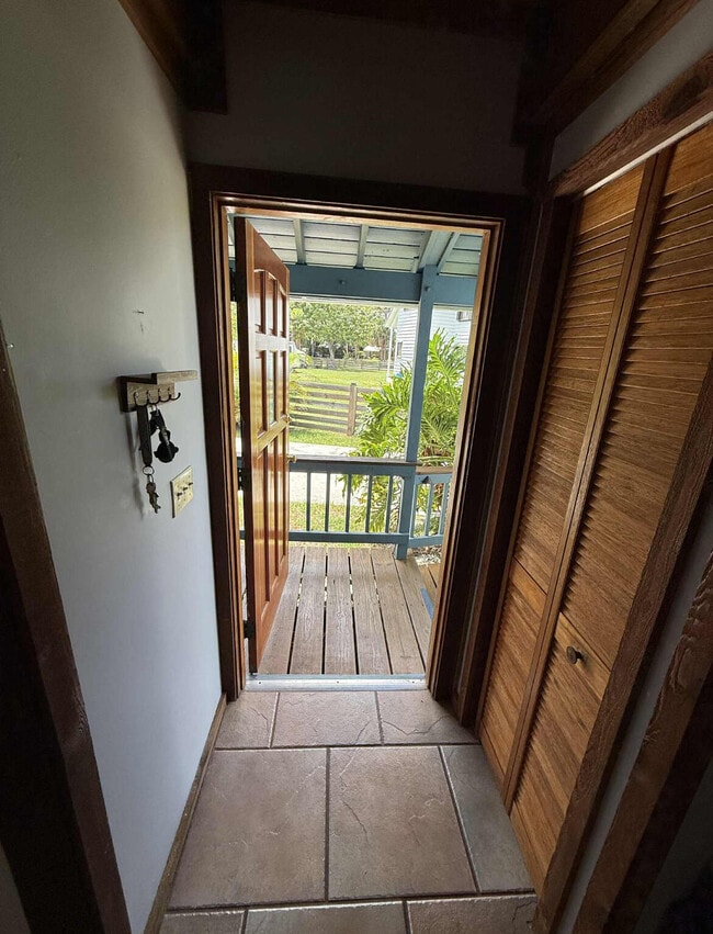 Building Photo - 5409 Cassia Dr