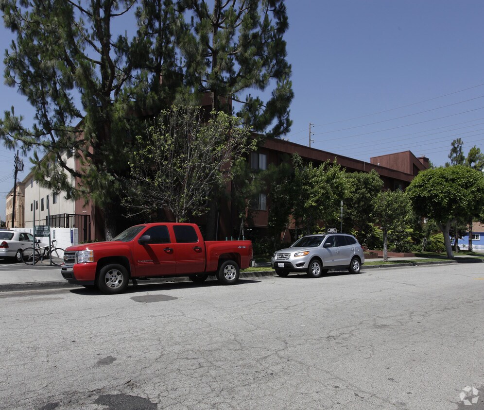 Foto principal - 1505 Barry Ave