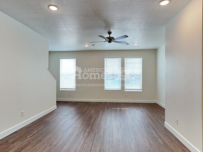 Foto del edificio - 11034 S Blue Bayou Drive