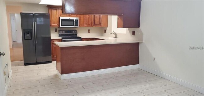 Foto del edificio - 637 Peachwood Dr
