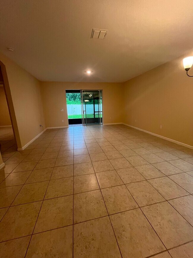 Foto del edificio - Beautiful 3-Bedroom + Flex Room Home for Rent in Sawgrass Plantation