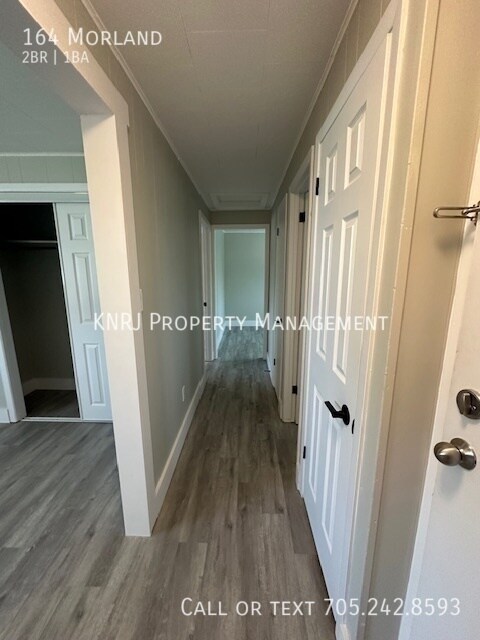 Photo du bâtiment - Two Bedroom Apartment