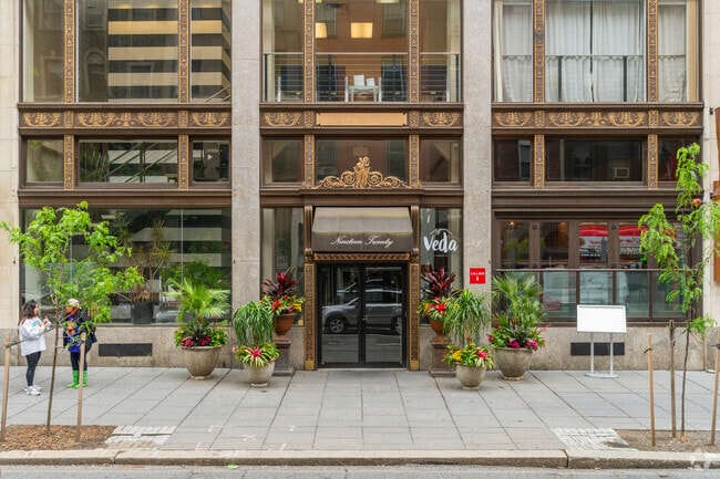 Entrance - Chestnut Street Condominiums
