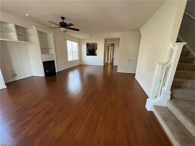 Foto del edificio - 5205 Bathley Pl