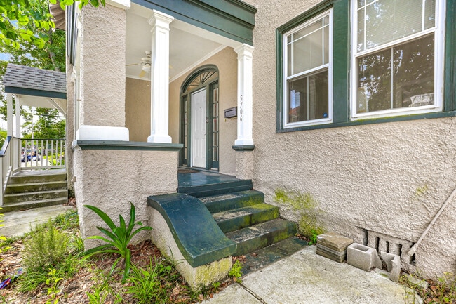 Building Photo - 5706 Willow St