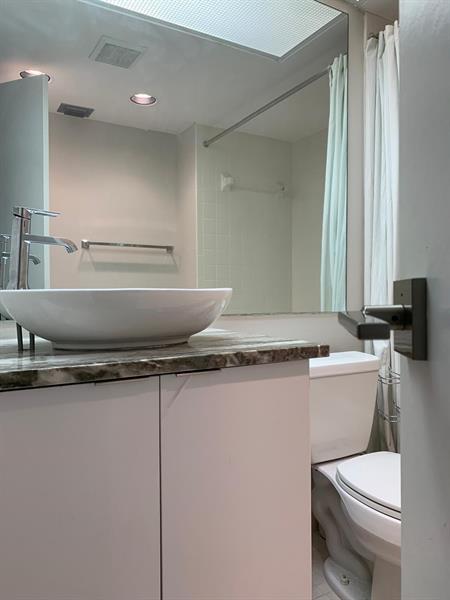 Building Photo - 1601 Abaco Dr