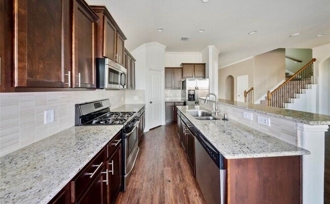 Foto del edificio - 3306 Benbrook Springs Ln