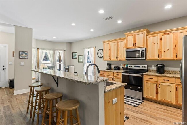 Foto del edificio - 71 S Tallassee Dr