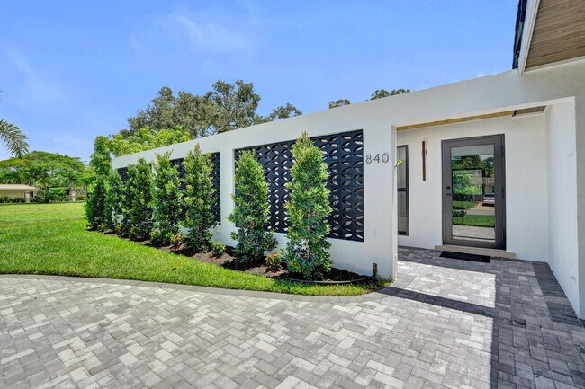 Foto del edificio - 840 SW 3rd St
