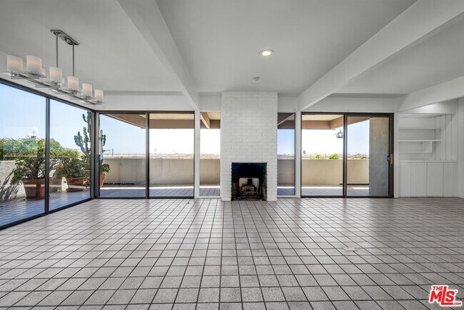 Building Photo - 1 Westwind St
