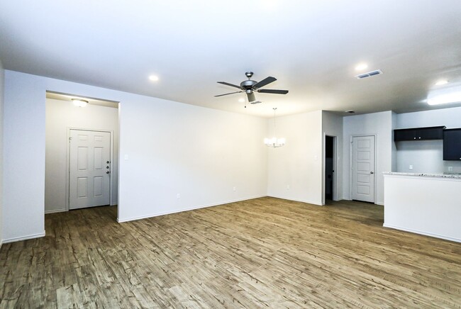 Foto del edificio - Half off first months rent/Cooper Schools/...