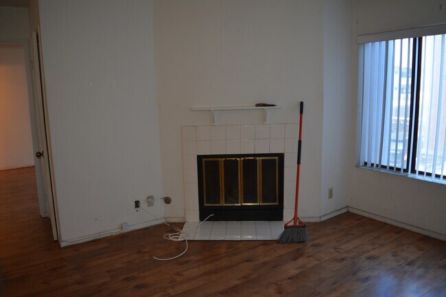 Building Photo - 14610 Erwin St