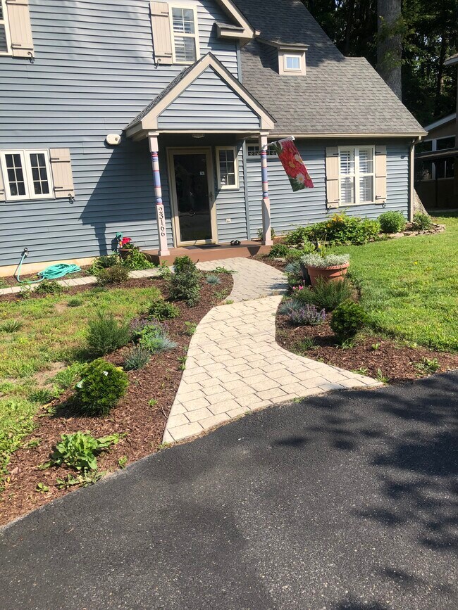 Foto del edificio - 23166 Bridgeway Ct E