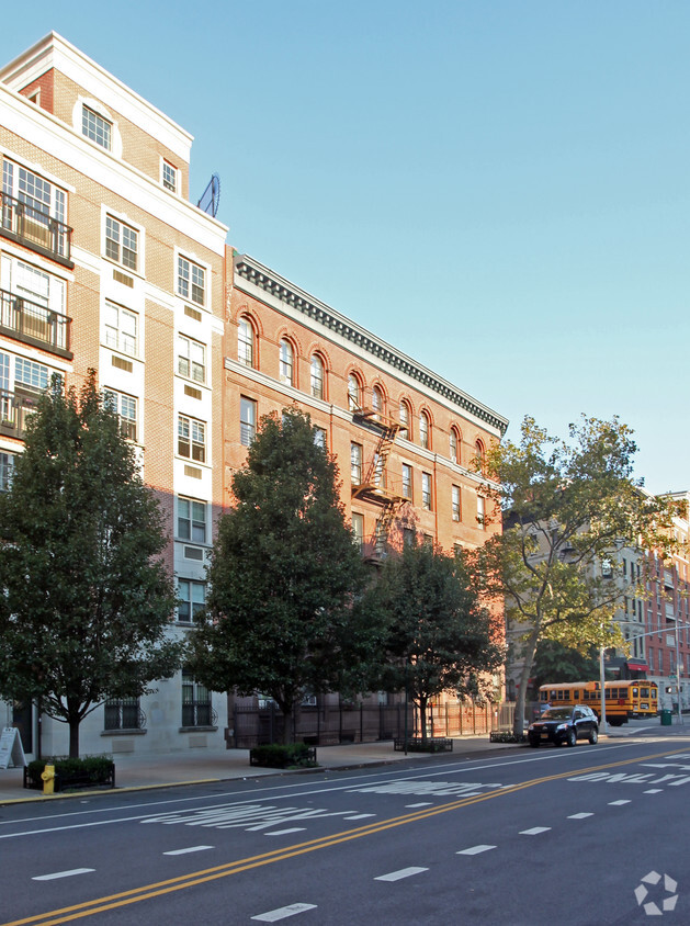 Building Photo - 171 Saint Nicholas Ave