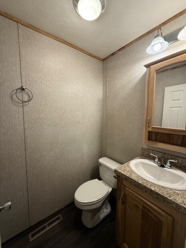 Foto del edificio - 13 Main St