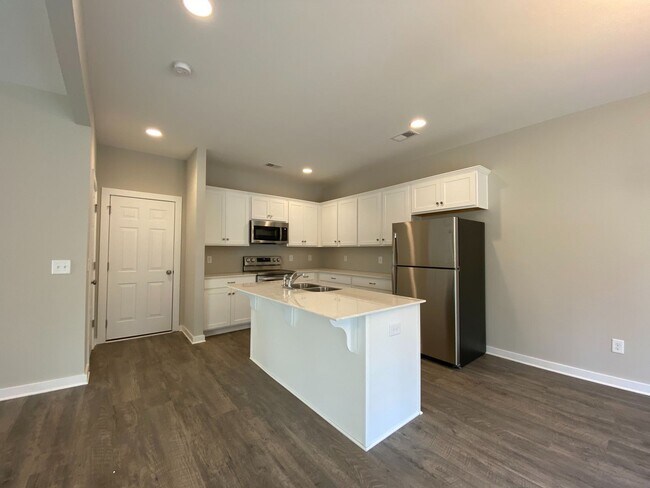 Foto del edificio - Home for Rent in Pinson, AL!!!! Available to View!