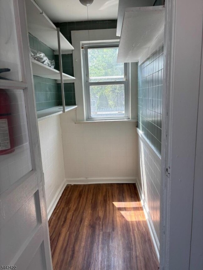 Foto del edificio - 9 Cottage Ln