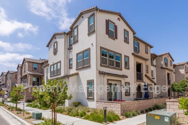 Foto del edificio - 40709 Melrose Dr