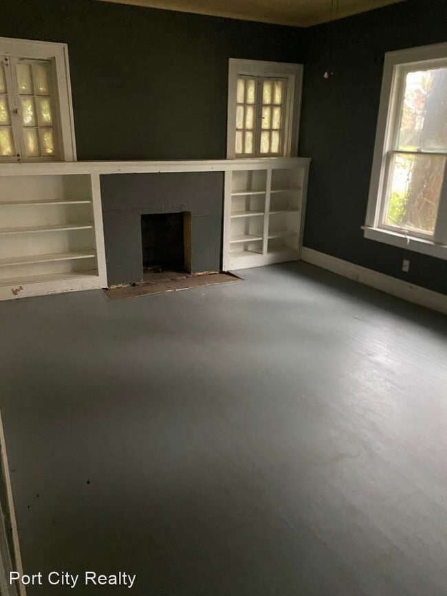 Foto del edificio - 3 br, 1 bath House - 255 WIlkinson St