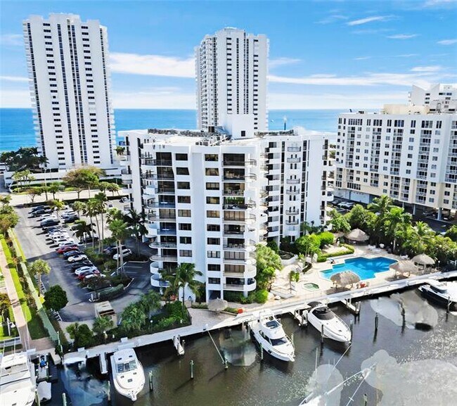 Foto del edificio - 1361 S Ocean Blvd