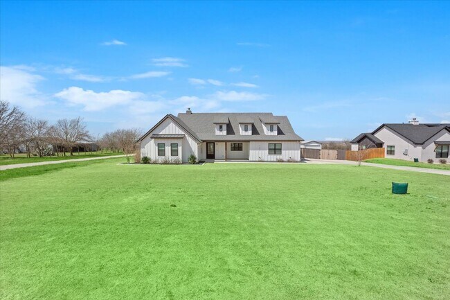 Foto del edificio - 4453 Cedar Creek Rd