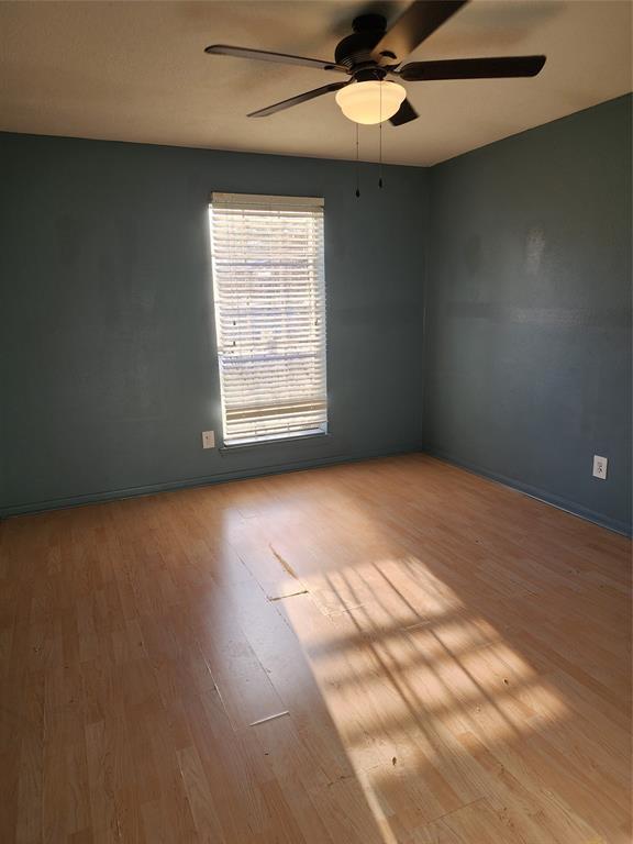 Foto del edificio - 22914 Tree House Ln