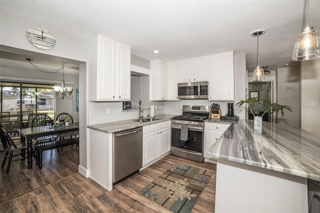 Foto del edificio - 2472 Whitman St