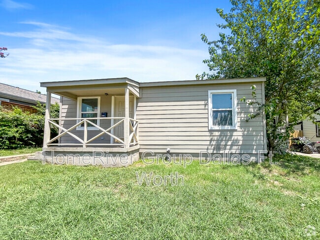 Building Photo - 2421 Stovall Dr