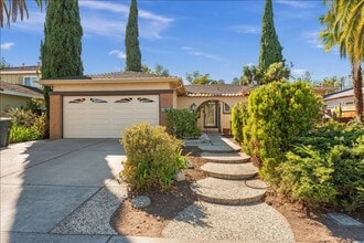 Building Photo - 773 Sequoia Dr