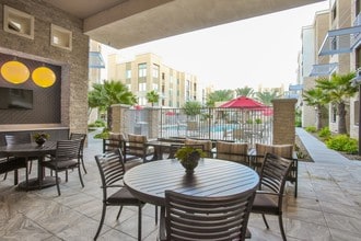 The Met at Fashion Center apartments — community photo - The Met at Fashion Center