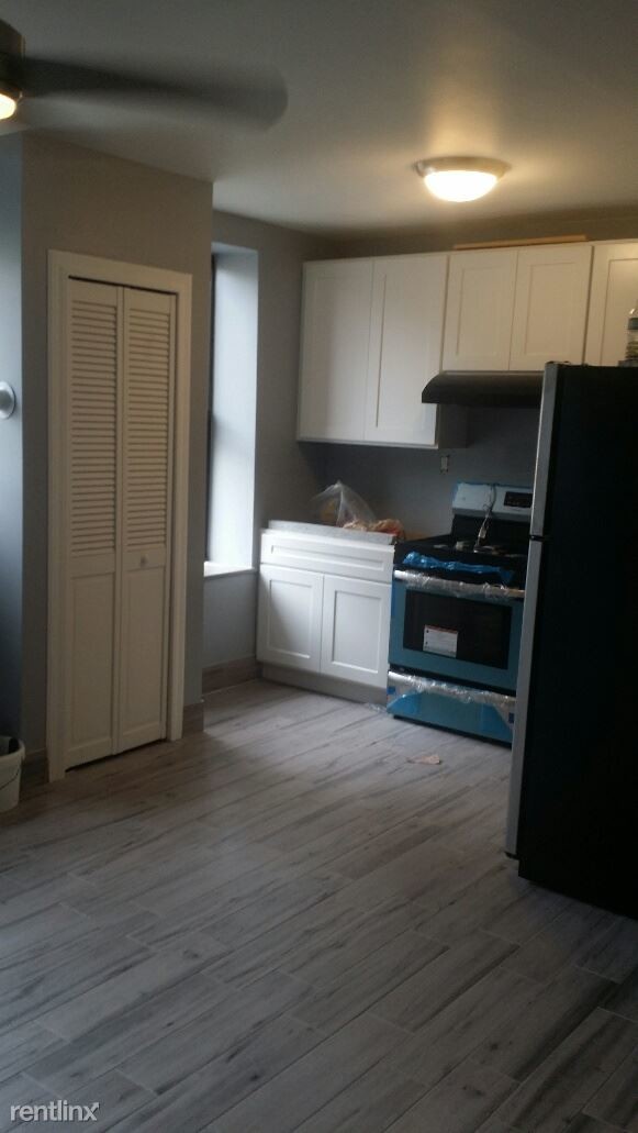 Building Photo - 2 br, 1 bath  - 36 Ralph Ave