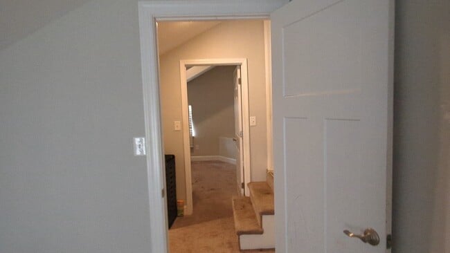 Foto del edificio - 310 Blackburn St